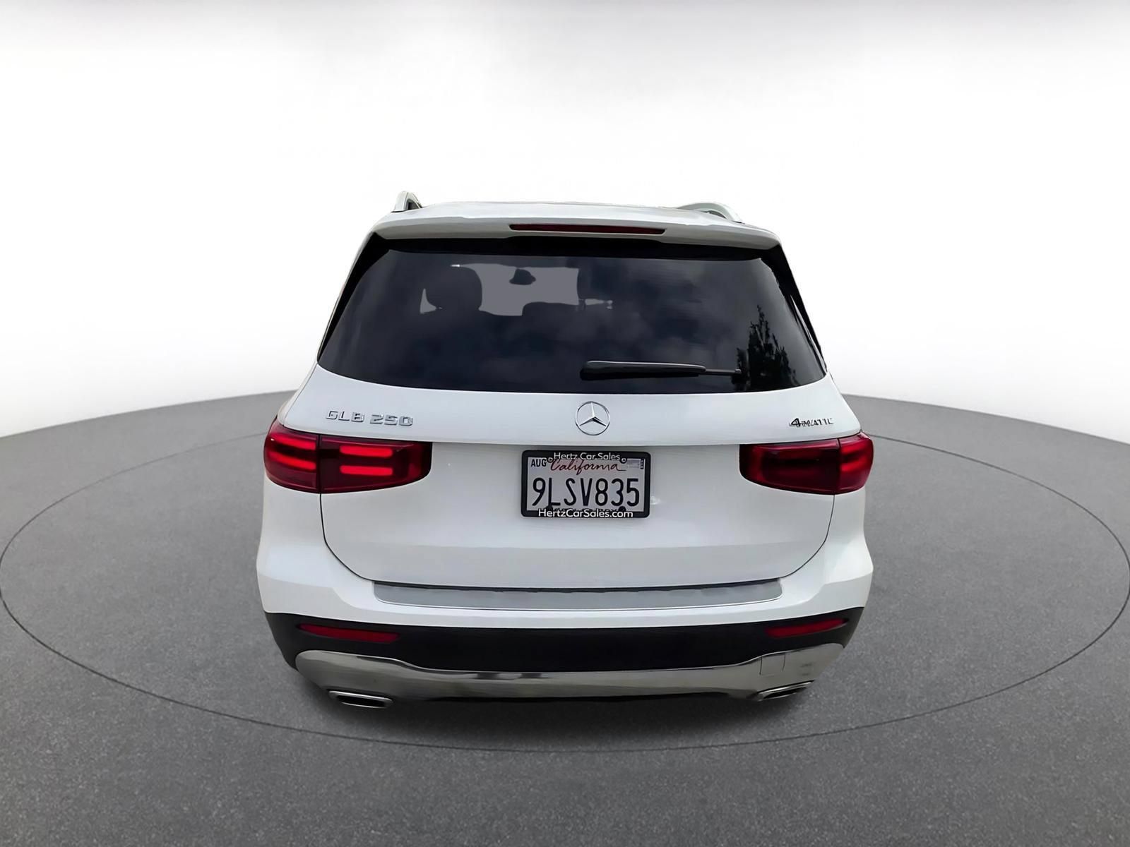 Used 2025 Mercedes-Benz GLB 250 4MATIC image 12