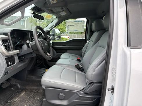 New 2026 Ford F550 4x4 Regular Cab Super Duty image 10