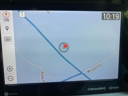 Used 2020 Toyota Sienna XLE w/ XLE Navigation Package image 16