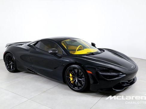 Used 2022 McLaren 720S Spider RWD image 3