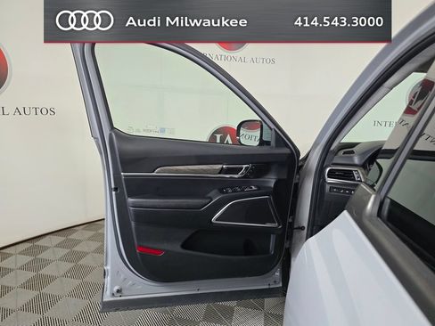 Used 2022 Kia Telluride SX w/ SX Prestige Package AWD/4WD image 14