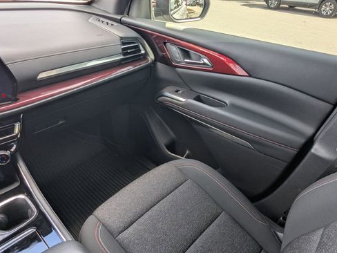 Certified 2024 Chevrolet Traverse Z71 image 22