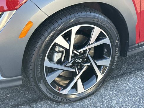 Certified 2022 Hyundai Kona Limited image 29