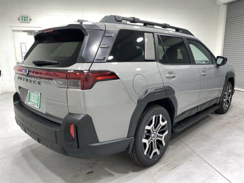 Used 2026 Subaru Outback Touring XT AWD/4WD image 8