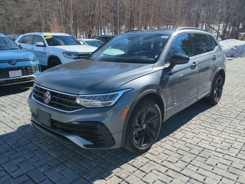 Used 2023 Volkswagen Tiguan SE R-Line image 7