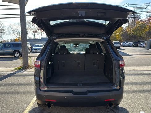Used 2019 Chevrolet Traverse LT image 27