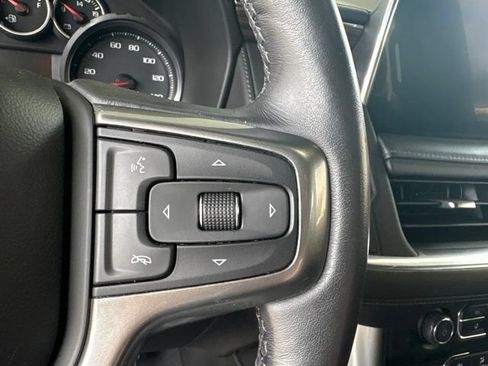 Used 2021 Chevrolet Suburban LT w/ LT Signature Package RWD image 22