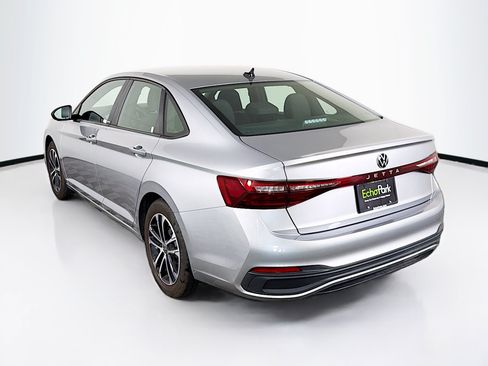 Used 2025 Volkswagen Jetta Sport FWD image 5