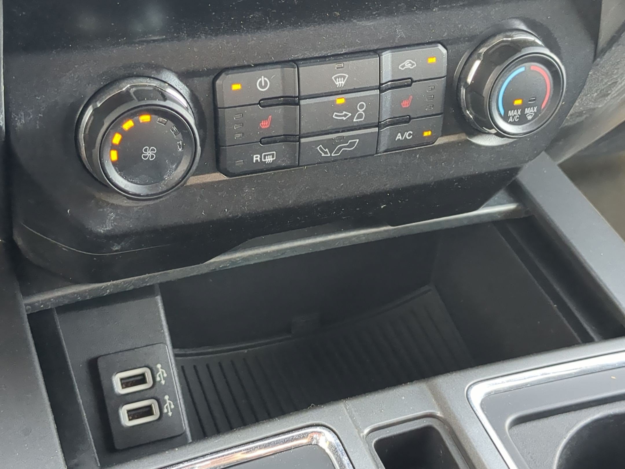 Used 2019 Ford F150 XLT w/ Equipment Group 302A Luxury AWD/4WD image 23