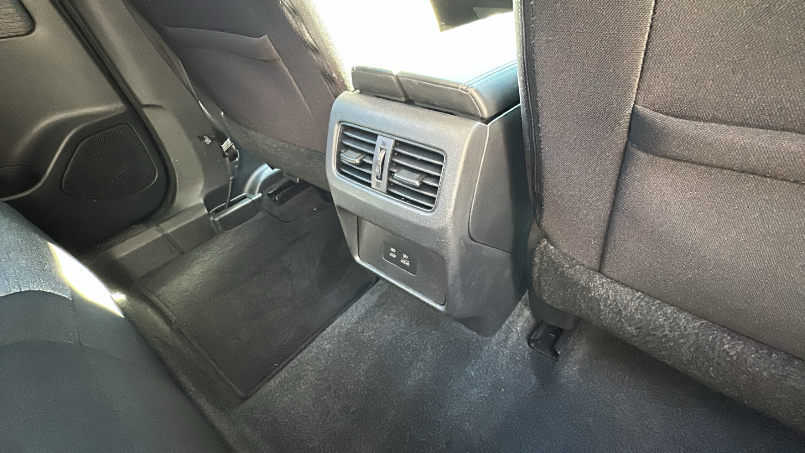Certified 2022 Nissan Rogue SV AWD/4WD image 24