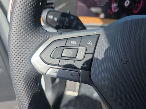 New 2026 Volkswagen Tiguan SEL R-Line image 22