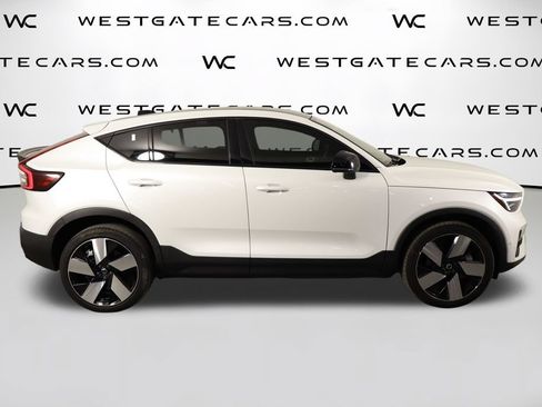 Used 2023 Volvo C40 P8 Recharge Ultimate AWD/4WD image 47