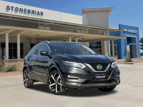 Used 2021 Nissan Rogue Sport SL w/ Premium Package FWD image 1