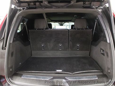 Used 2023 Cadillac Escalade ESV Premium Luxury AWD/4WD image 40