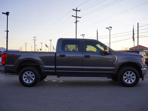 Used 2020 Ford F250 XL w/ STX Appearance Package image 8