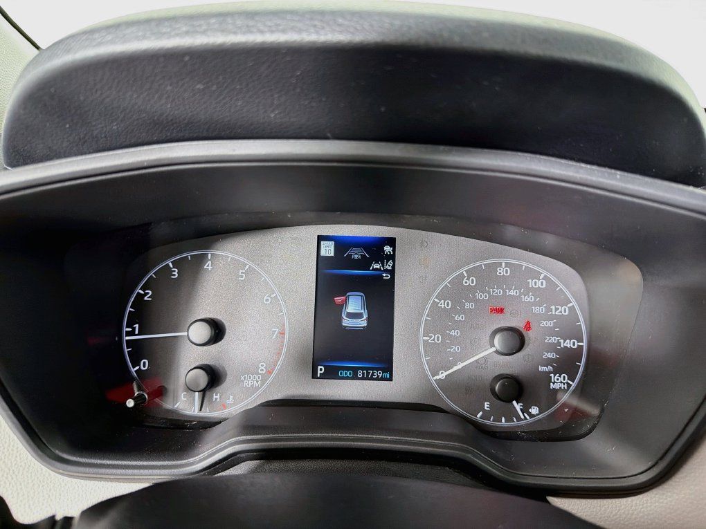 Used 2025 Toyota Corolla Cross L FWD image 18