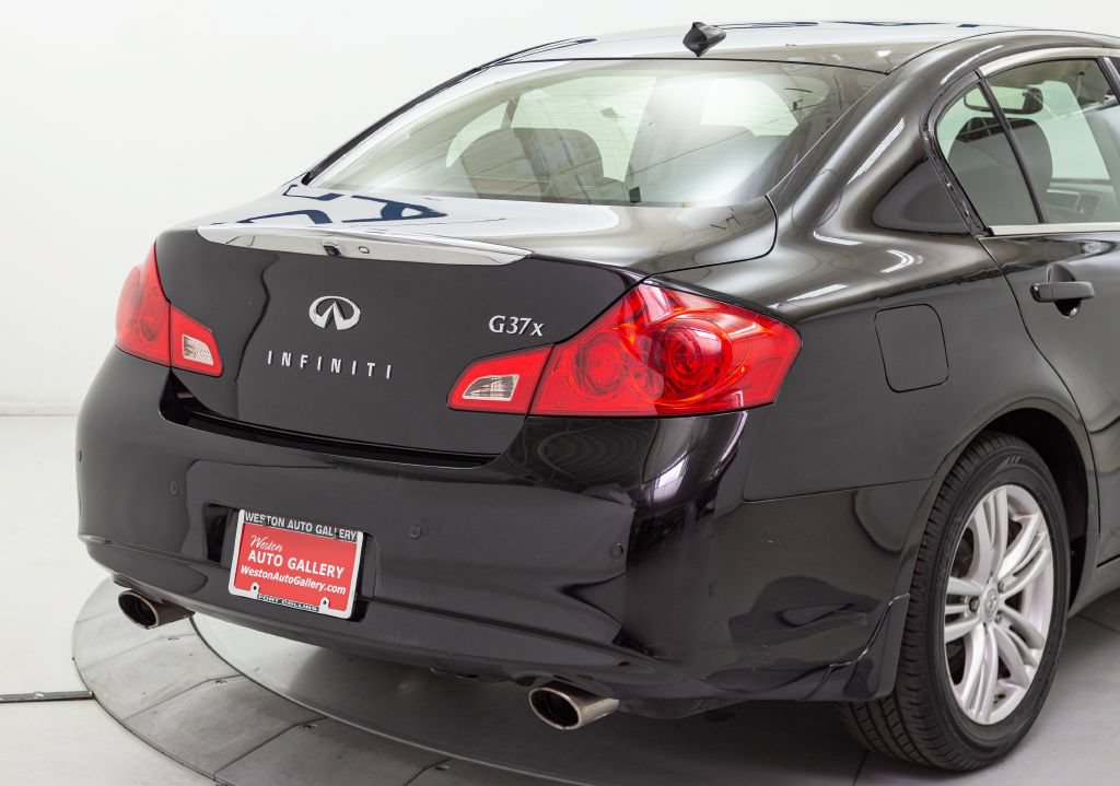 Used 2013 INFINITI G37 x Sedan w/ Premium Pkg AWD/4WD image 15