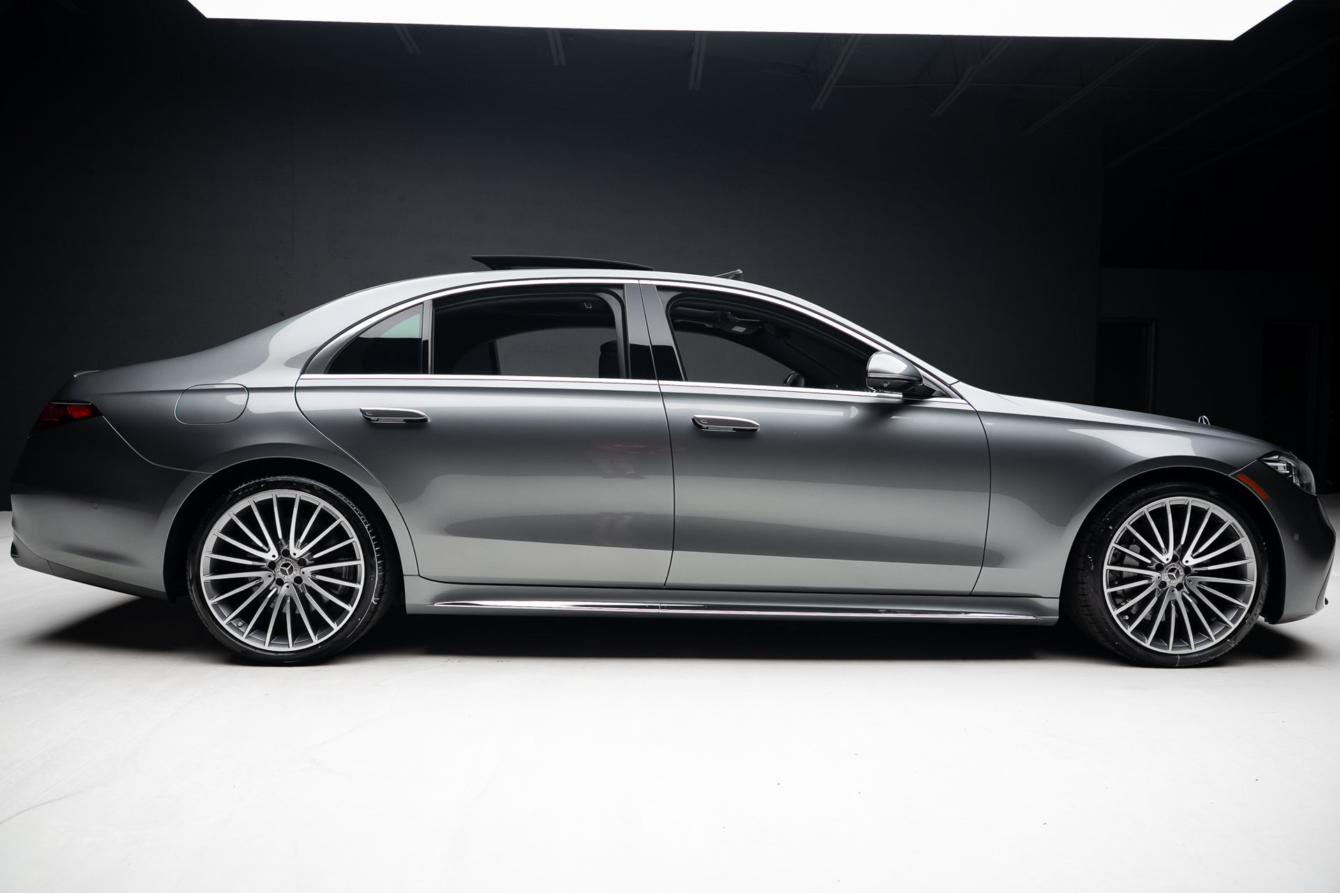 Used 2022 Mercedes-Benz S 580 4MATIC Sedan image 36