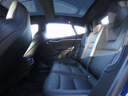 Used 2018 Tesla Model S 75D image 20