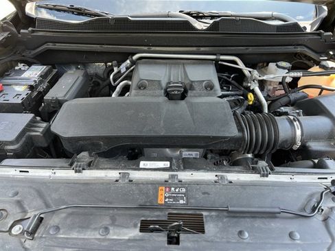 Used 2025 Chevrolet Colorado Trail Boss AWD/4WD image 30