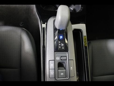 Used 2025 Toyota Prius LE FWD image 24