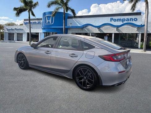 Certified 2022 Honda Civic Sport Touring image 5