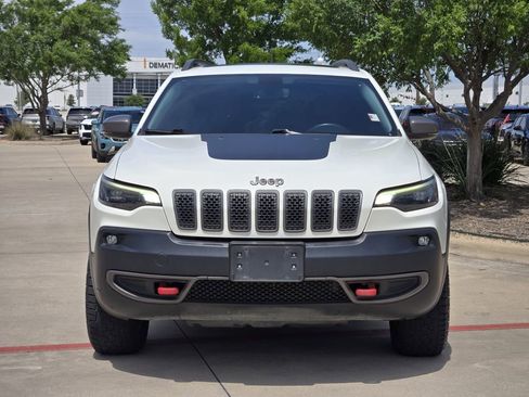 Used 2019 Jeep Cherokee Trailhawk w/ Comfort/Convenience Group AWD/4WD image 11