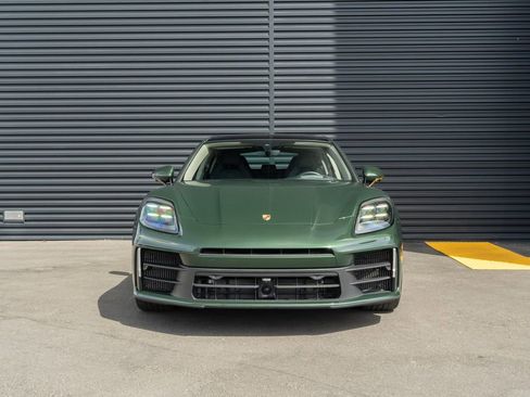 Certified 2025 Porsche Panamera 4 AWD/4WD image 6