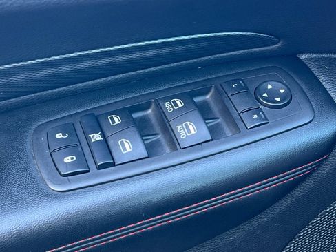 Used 2025 Dodge Durango GT AWD/4WD image 11