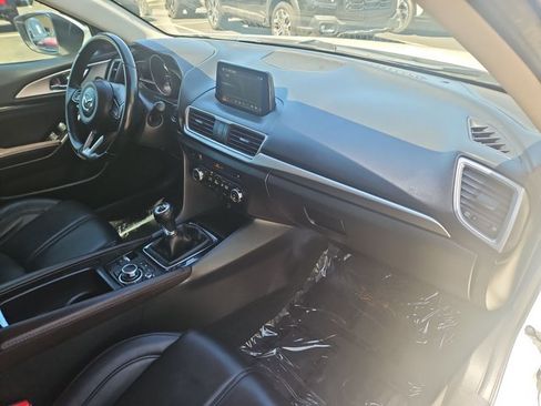 Used 2017 MAZDA MAZDA3 Touring FWD image 20