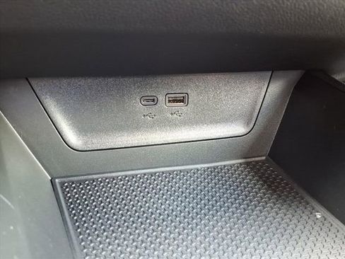 New 2026 Chevrolet Equinox LT w/ Midnight Edition image 31