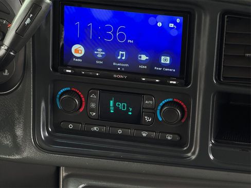 Used 2025 Toyota RAV4 LE image 18