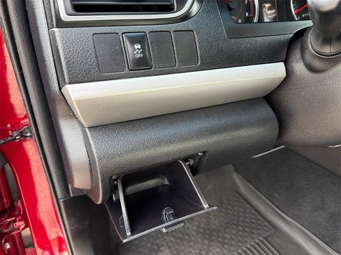 Used 2017 Toyota Camry SE image 16