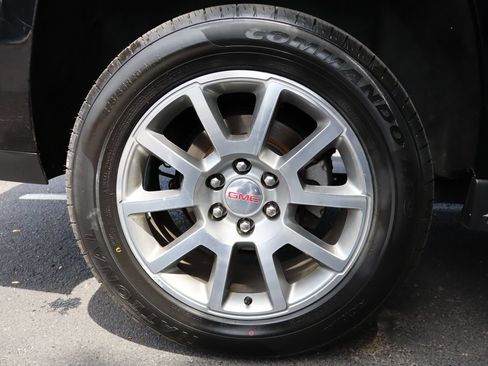Used 2018 GMC Yukon XL Denali w/ Open Road Package AWD/4WD image 45