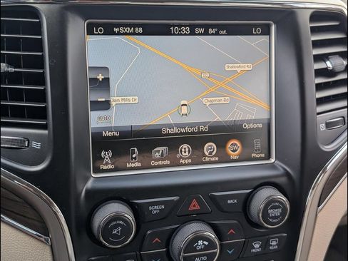 Used 2015 Jeep Grand Cherokee Overland RWD image 15