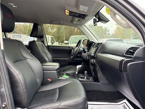 Used 2022 Toyota 4Runner TRD Off-Road Premium image 17