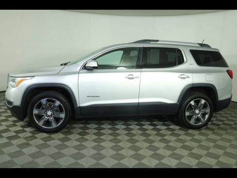 Used 2019 GMC Acadia SLT FWD image 12