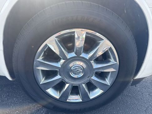 Used 2013 Buick Enclave Leather AWD/4WD image 31