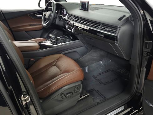 Used 2018 Audi Q7 3.0T Prestige w/ Prestige Package image 13