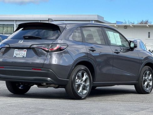 Certified 2026 Honda HR-V LX image 3