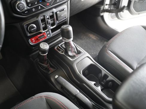 Used 2020 Jeep Gladiator Rubicon w/ Cold Weather Group image 20