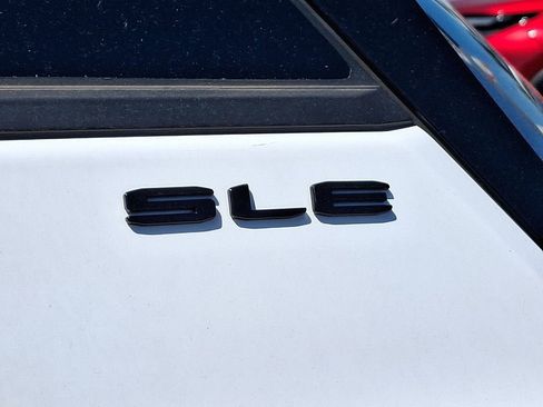 Certified 2023 GMC Terrain SLE w/ Driver Convenience Package AWD/4WD image 34