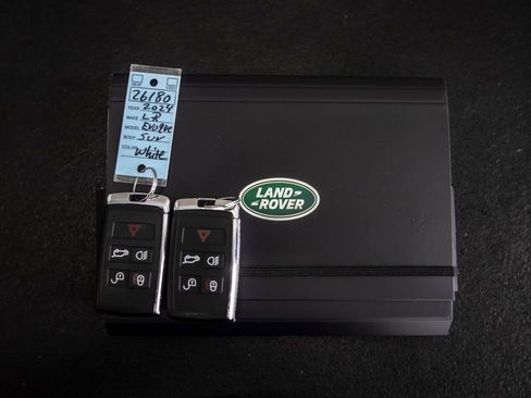 Used 2024 Land Rover Range Rover Velar S AWD/4WD image 41