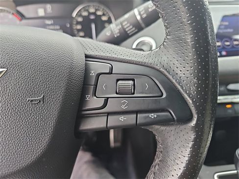 Used 2019 Cadillac XT4 Sport image 18