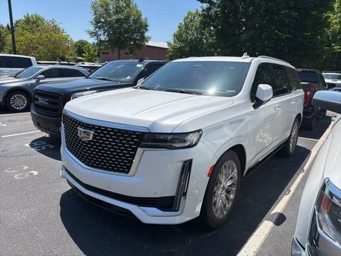 Used 2023 Cadillac Escalade Premium Luxury w/ Performance Package AWD/4WD image 1