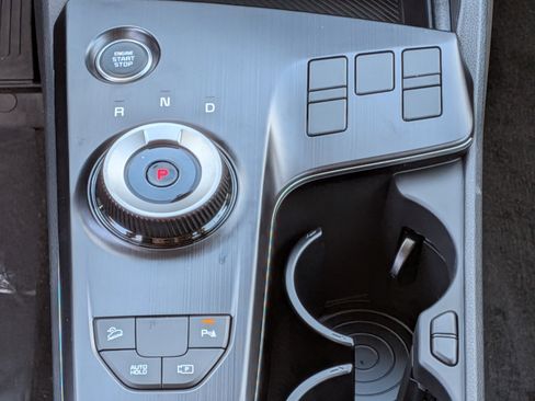 New 2026 Kia Sportage LX FWD image 23