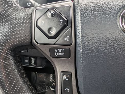 Used 2020 Toyota Tacoma TRD Pro AWD/4WD image 28