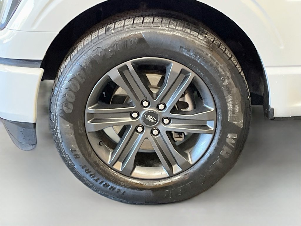 Used 2023 Ford F150 Lariat RWD image 32