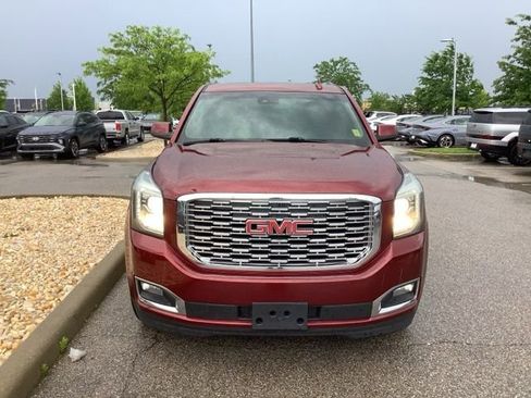 Used 2019 GMC Yukon Denali AWD/4WD image 8