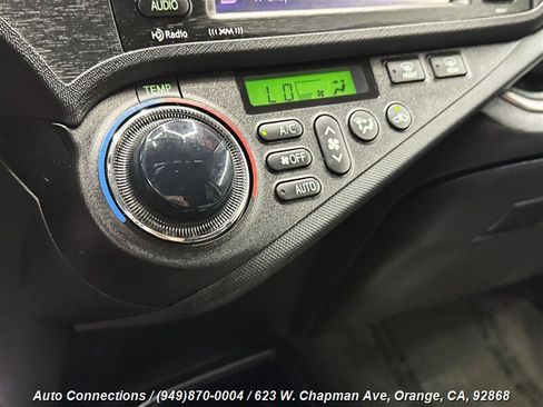 Used 2014 Toyota Prius C Three image 16